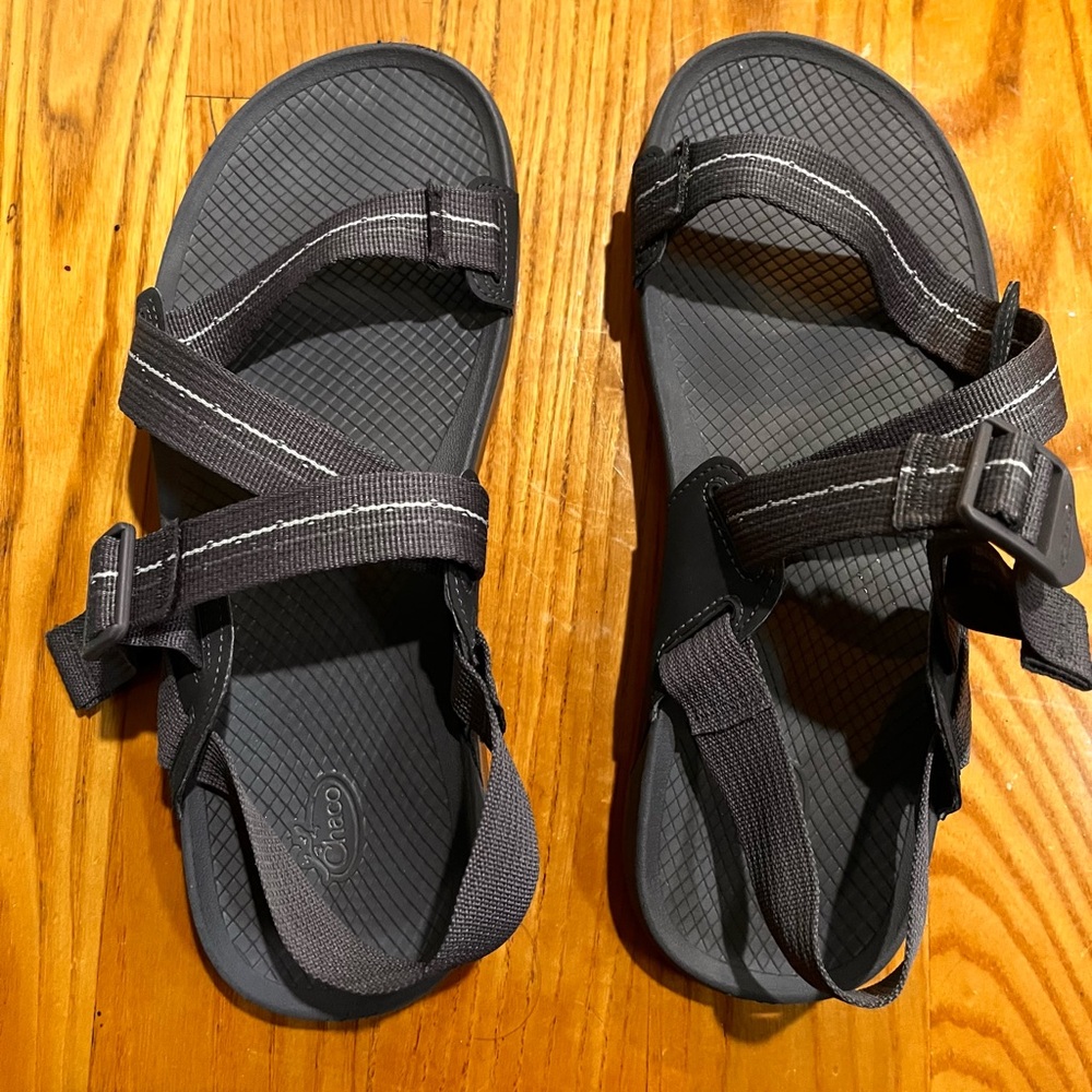 Chaco Men's Black Gray Strappy Sport Sandals